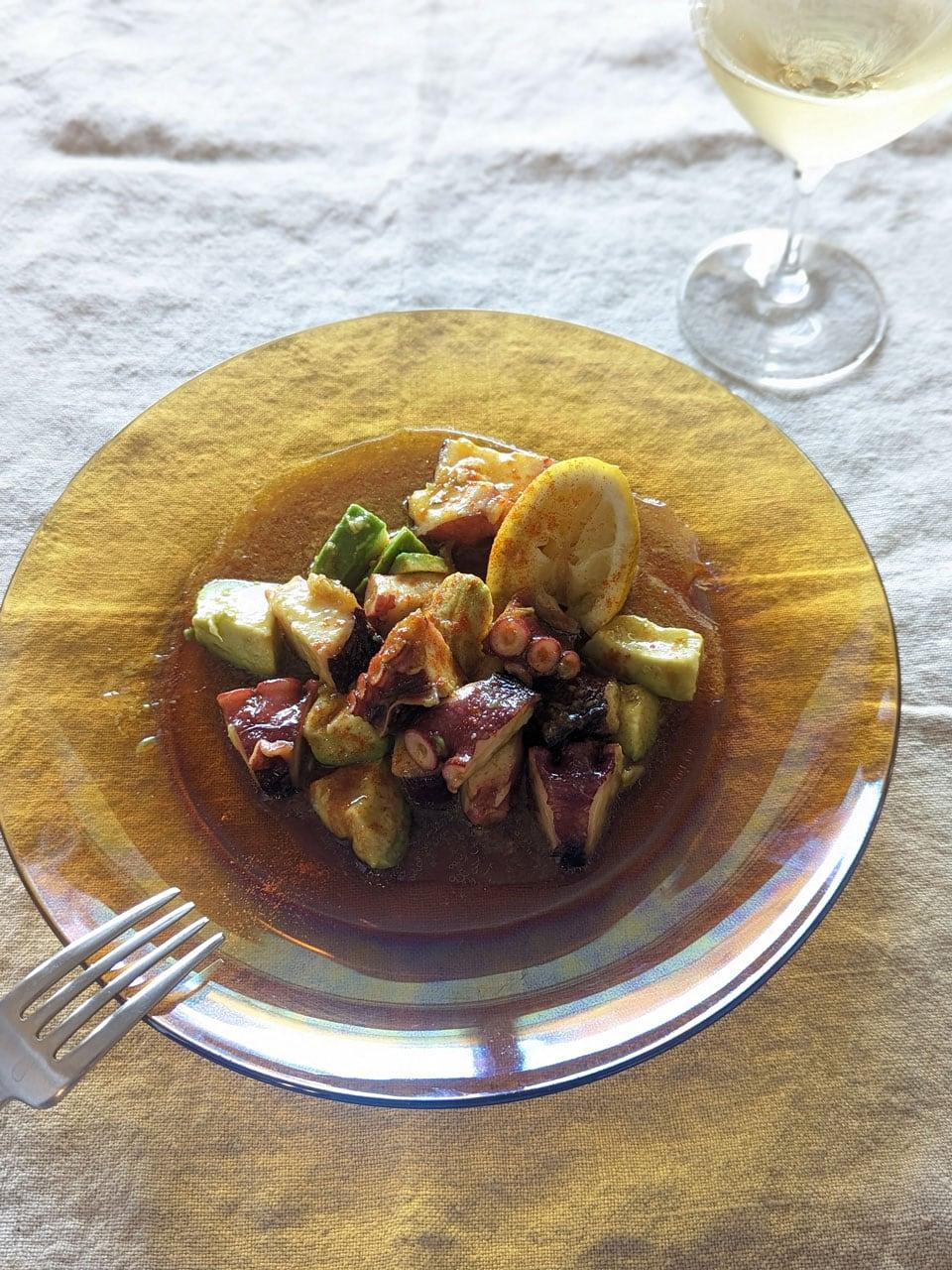 タコとアボカドのマリネ風サラダ