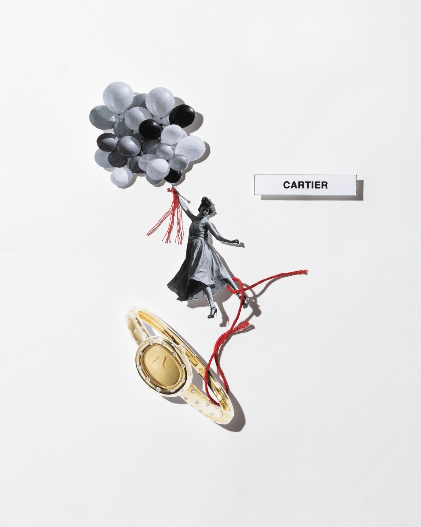 オーバル型の柔らかい表情が魅力の「べニュワール」コレクション最新作。ケースとバングル部分にちりばめた計75個ものダイヤモンドとゴールドの組み合わせが実に甘美な印象。ケースサイズ24.6×18.7mm、クォーツ、18KYGケース&amp;バングルブレスレット、3気圧防水。¥3,828,000（カルティエ | カルティエ カスタマー サービスセンター）