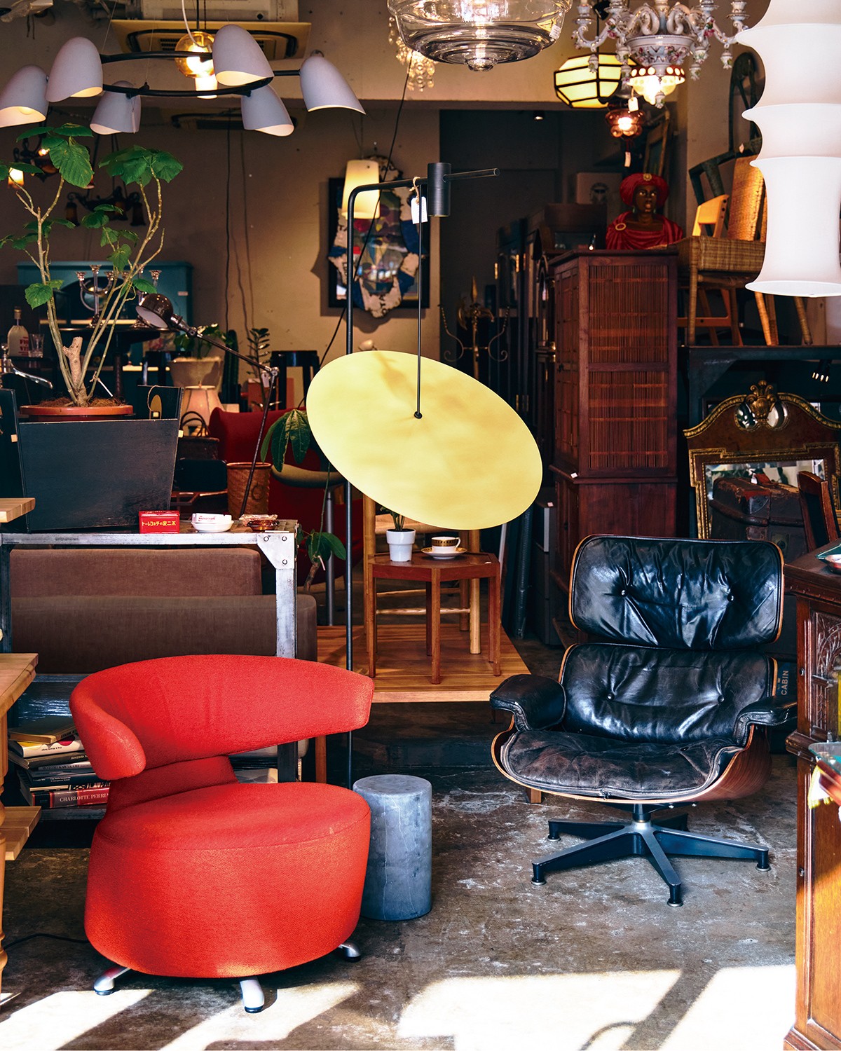 目黒通り沿い「Sonechika＆タルト」手頃な価格で掘り出し物が見つかる、老舗インテリアショップ