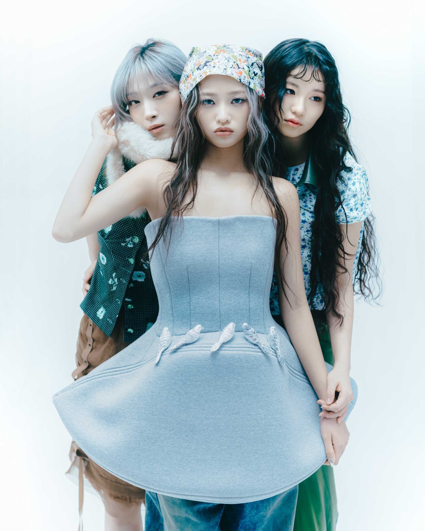 JISOO KOHARU YURI from HANA はなひらくとき